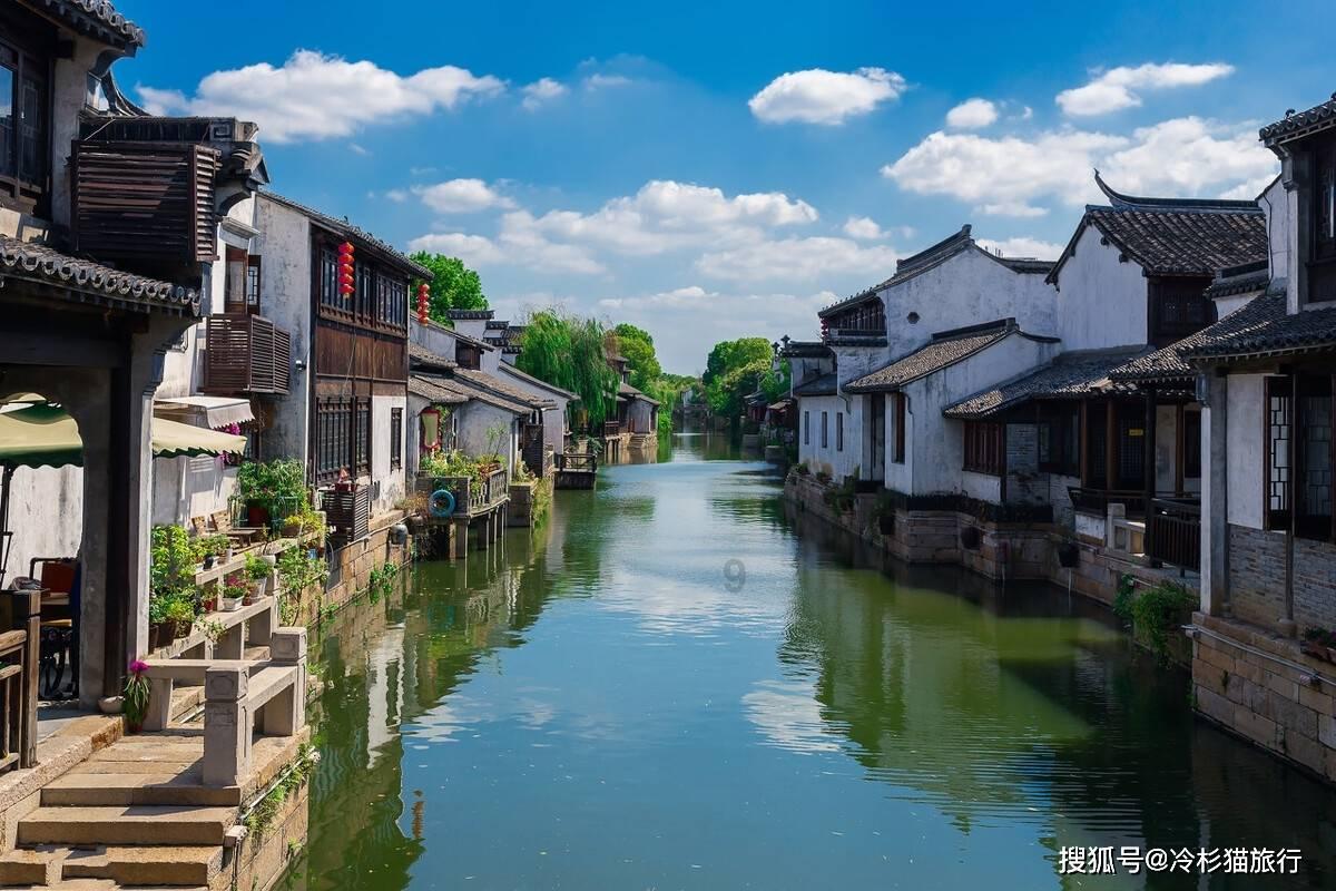 老人手抖是什么原因引起的怎么治?